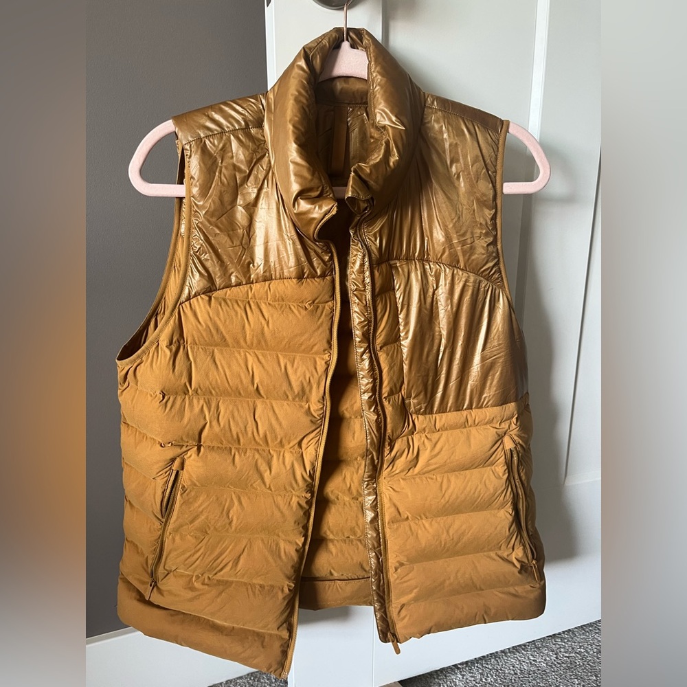 Lululemon puffer vest